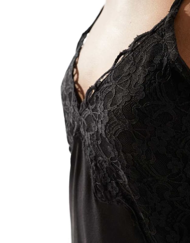 chinese dress ladies Monique Embroidered Lace Maxi Dress