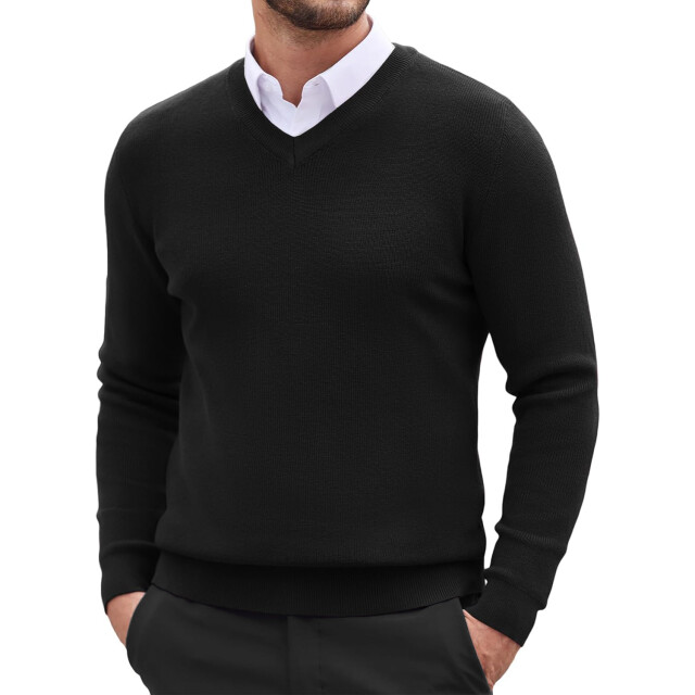 Cappuccino Italia Mock Pullover voor heren. De Mock Pullover is gemaakt van 50% katoen en 50% acryl en heeft een normale pasvorm. De trui is voorzien van een overhemdkraag, die is vastgestikt aan de pullover.  Merk: Cappuccino ItaliaModelnaam: Mock Pullover (met overhemdkraag)Categorie: heren truiMaterialen: katoen, acrylKleur: zwart, grijs