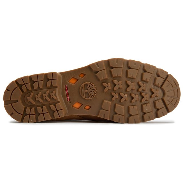 Herren Tan Timberland Britton Square Stiefel, gefertigt aus Wildleder und mit einer Gummisohle. Merkmale: leichtgewichtig, gepolsterter Kragen, genoppte Sohle und gepolsterte Innensohle.