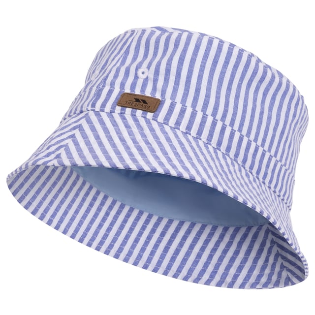 Buitenmateriaal: 75% Katoen, 25% Polyester. Voering: 100% polyester. Ontwerp: Gestreept. Stoftechnologie: Duurzaam. Geborduurde Oogjes, Brede Rand. Kunstlederen badge.