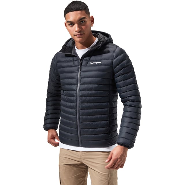 The Berghaus Vaskye Jacket is built with Pertex Quantum fabric and Hydroloft Polyball insulation in a lightweight, micro-baffled design for exceptional warmth and breathability. The wind-resistant Pertex Quantum outer keeps your body heat locked in while remaining comfortable and easy to pack away. Perfect for outdoor adventures, this jacket is ready to keep you warm as you head out to your favorite winter destinations.