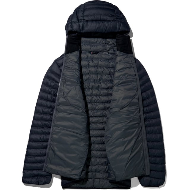 The Berghaus Vaskye Jacket is built with Pertex Quantum fabric and Hydroloft Polyball insulation in a lightweight, micro-baffled design for exceptional warmth and breathability. The wind-resistant Pertex Quantum outer keeps your body heat locked in while remaining comfortable and easy to pack away. Perfect for outdoor adventures, this jacket is ready to keep you warm as you head out to your favorite winter destinations.
