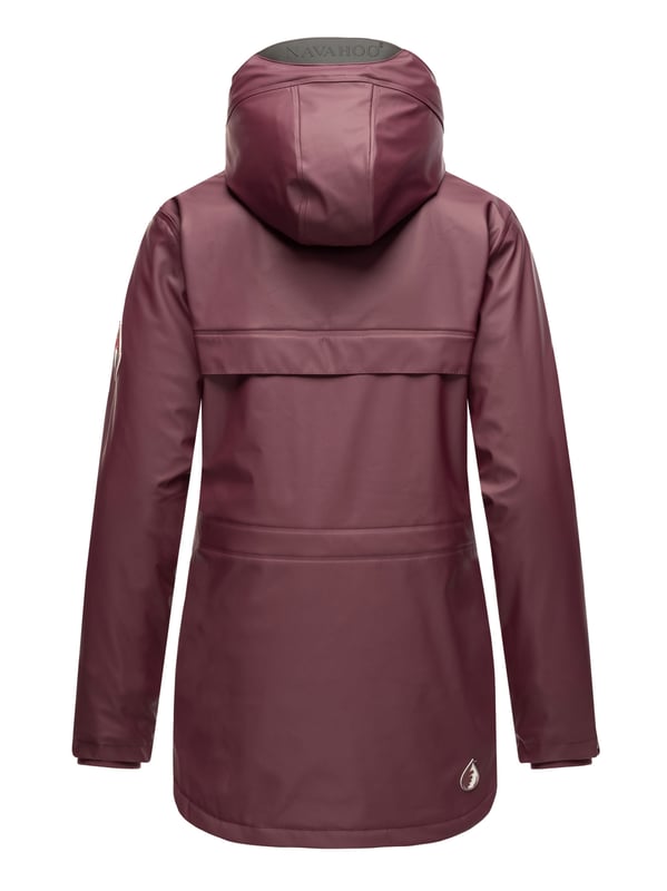 El abrigo impermeable Oceans Heart de Navahoo ofrece estilo y comodidad. Con costuras selladas, es totalmente resistente al viento y al agua. El forro de peluche en la parte superior y la tela sedosa en la inferior brindan confort. Su cuello alto, la capucha amplia con cordón y los bolsillos prácticos aportan funcionalidad. Con corte entallado, cremallera bidireccional y longitud perfecta, es ideal para los días de lluvia.
Material: Tejido exterior 70% poliéster, 30% poliuretano; forro & relleno 100% poliéster