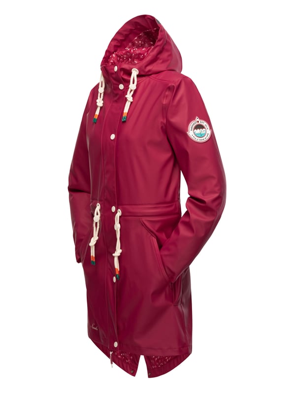 El abrigo impermeable Tropical Stormoo de Navahoo combina estilo y protección. Con tejido exterior impermeable y costuras selladas, es 100% resistente al viento y la lluvia. Su forro ligero con diseño, capucha amplia con cordón y cordón interior en la cintura garantizan comodidad y ajuste perfecto. Disponible en 7 colores intensos y tallas XS–XXL.
Material: Exterior 70% poliéster, 30% poliuretano; forro & relleno 100% poliéster