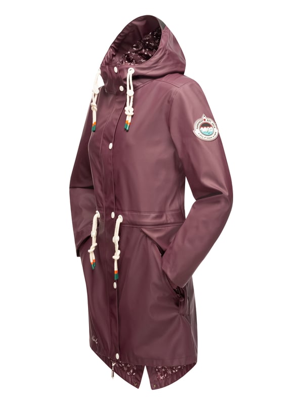El abrigo impermeable Tropical Stormoo de Navahoo combina estilo y protección. Con tejido exterior impermeable y costuras selladas, es 100% resistente al viento y la lluvia. Su forro ligero con diseño, capucha amplia con cordón y cordón interior en la cintura garantizan comodidad y ajuste perfecto. Disponible en 7 colores intensos y tallas XS–XXL.
Material: Exterior 70% poliéster, 30% poliuretano; forro & relleno 100% poliéster