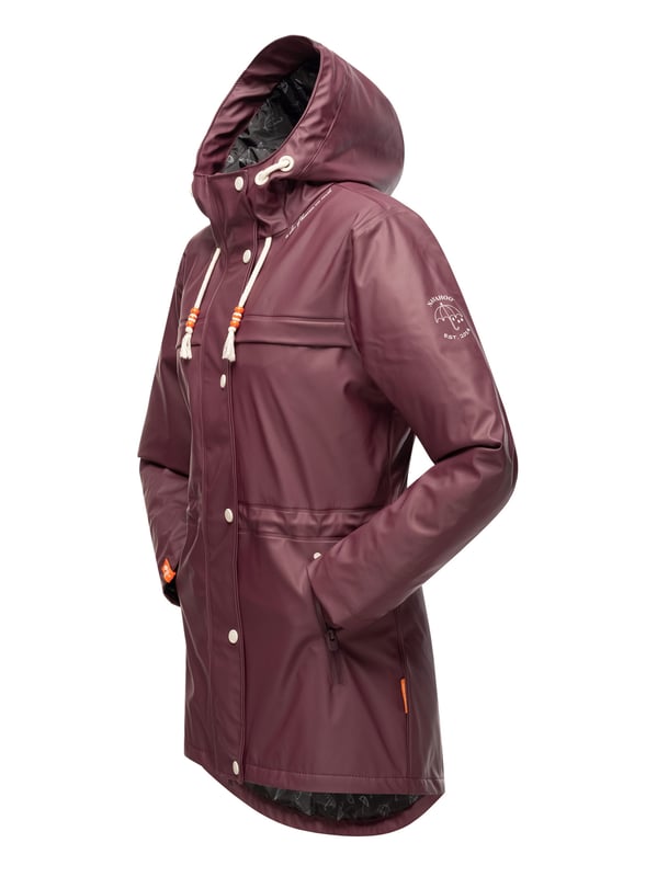 Navahoo chaqueta impermeable para mujer Rainy Forest – Funcional & Moderna La chaqueta impermeable Rainy Forest de Navahoo combina comodidad y protección. Con costuras selladas, tejido exterior impermeable y cortaviento y forro de peluche en la parte superior, ofrece gran confort. Su corte entallado, la espalda más larga y el cordón interior ajustable garantizan una forma favorecedora. Con bolsillos impermeables, capucha grande y detalles cuidados, es ideal para actividades al aire libre. Disponible en 8 colores modernos y tallas hasta 3XL.
Material: Tejido exterior 70% poliéster, 30% poliuretano; forro & relleno 100% poliéster