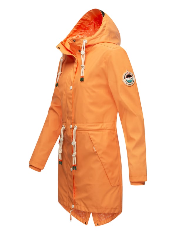 El abrigo impermeable Tropical Stormoo de Navahoo combina estilo y protección. Con tejido exterior impermeable y costuras selladas, es 100% resistente al viento y la lluvia. Su forro ligero con diseño, capucha amplia con cordón y cordón interior en la cintura garantizan comodidad y ajuste perfecto. Disponible en 7 colores intensos y tallas XS–XXL.
Material: Exterior 70% poliéster, 30% poliuretano; forro & relleno 100% poliéster