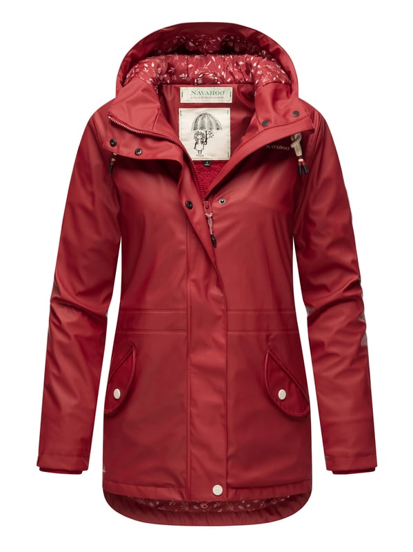 El abrigo impermeable Oceans Heart de Navahoo ofrece estilo y comodidad. Con costuras selladas, es totalmente resistente al viento y al agua. El forro de peluche en la parte superior y la tela sedosa en la inferior brindan confort. Su cuello alto, la capucha amplia con cordón y los bolsillos prácticos aportan funcionalidad. Con corte entallado, cremallera bidireccional y longitud perfecta, es ideal para los días de lluvia.
Material: Tejido exterior 70% poliéster, 30% poliuretano; forro & relleno 100% poliéster