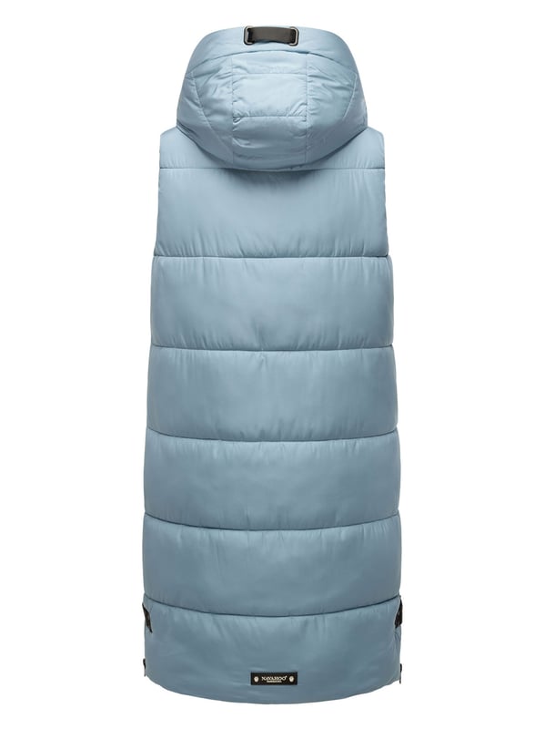 Die lange Damen Steppweste Schnuffelchen von Navahoo kombiniert Funktionalität und modisches Design. Mit weichem Fleecefutter, wasserabweisendem Obermaterial und wärmender Wattierung ist sie ideal für Frühjahr und Herbst. Die Länge bis zu den Knien und der gerade Schnitt ermöglichen das Tragen auch über dickeren Pullovern. Eine große, verstellbare Kapuze mit breitem Kordelzug sowie praktische Taschen runden das Design ab. Seitliche Gehschlitze mit Reißverschluss sorgen für Bewegungsfreiheit. Perfekte Passform, hohe Qualität und modernes Steppdesign.
Material: Oberstoff, Futter & Wattierung 100% Polyester