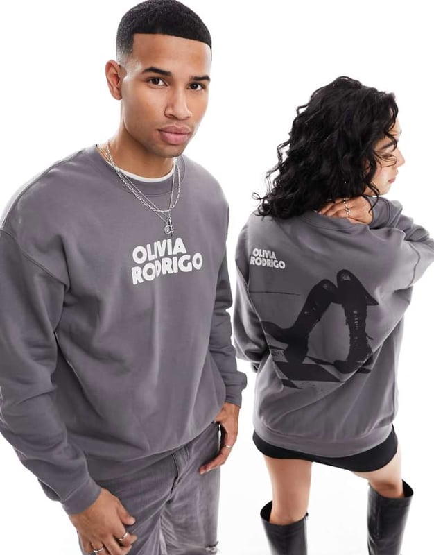 ASOS DESIGN unisex grafisk sweatshirt med Olivia Rodrigo-tryck i kolgrå