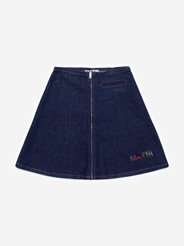 Introducing the quintessential Girls Zip Up Denial Skirt in Blue from Marni, a high fashion staple for AW2024. Elegantly crafted for the chic young wardrobe, its distinct features make it an irresistible piece: Luxe Denim Fabric: Carefully selected for durability and comfort. Stylish Zip-Up Feature: Adds a touch of sophistication and easy wear. Rich Blue Hue: Perfect for versatile styling through autumn and winter.revitalise your Girl's collection with the Marni Denim Skirt. Shop now‚where style meets simplicity!