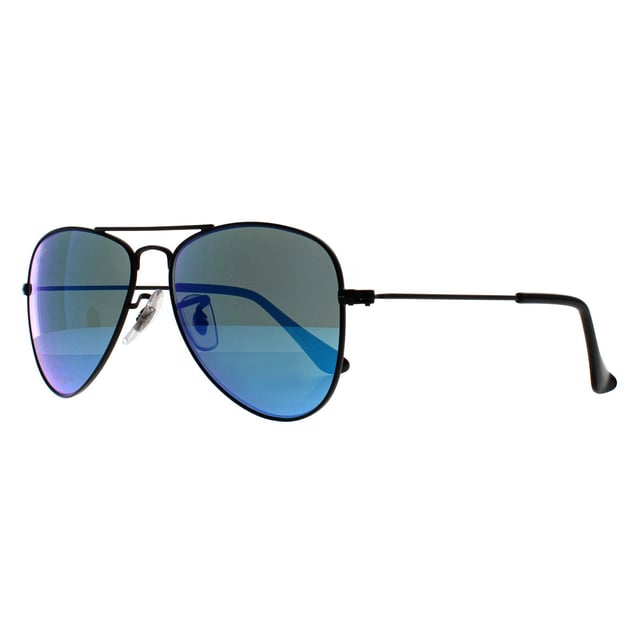 Ray-Ban Junior Sunglasses 9506 201/55 Black Blue Flash Mirror are the kids version of the classic Ray-Ban aviator which offers great eye protection and also style for your hip youngster. This is the best selling sunglass in the world with reduced dimensions for kids.