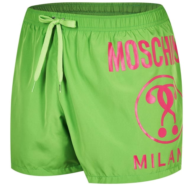 Moschino groene zwemshort, elastische tailleband, trekkoorden, MIlano-stijl, 100% polyester, gemaakt in Italie, groot merklogo op de pijpen, merklogo, groene zwemkleding