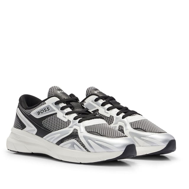 Runner inspired sneaker introduced in the SR23 Collection, for the daily urban use. Upper made of mesh, thermo and rubber synthetic leather for a fresh sporty look. BOSS embossed logo on quarter and on the backtab, printed logo on tongue. Ref: 50504289041.