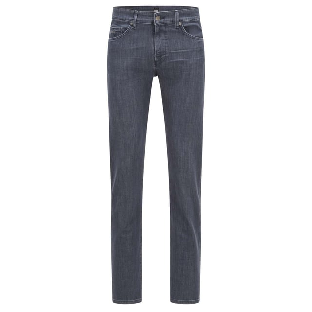 made out of extra-fine cotton for a lightweight- leisure feel -