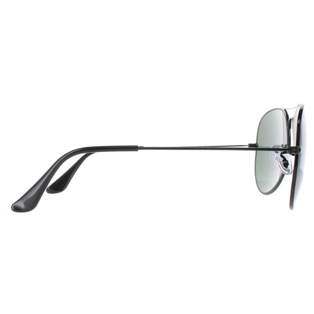 Ray-Ban Sunglasses Aviator 3025 L2823 Black Green were originally designed in 1936 for US military pilots and have since become one of the most iconic sunglasses models in the world. The timeless design is characterised by the thin metal wire frame, large teardrop shaped lenses and fine metal temples that feature silicone tips and nose pads for a customised and comfortable fit. This classic model is available in various sizes and an array of colourways.