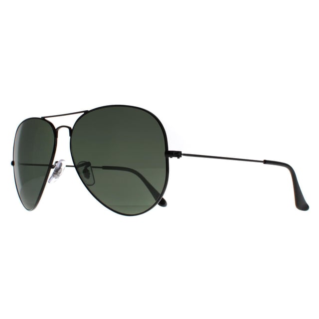 Ray-Ban Sunglasses Aviator 3025 Black Green Polarized 002/58 were originally designed in 1936 for US military pilots and have since become one of the most iconic sunglasses models in the world. The timeless design is characterised by the thin metal wire frame, large teardrop shaped lenses and fine metal temples that feature silicone tips and nose pads for a customised and comfortable fit. This classic model is available in various sizes and an array of colourways.