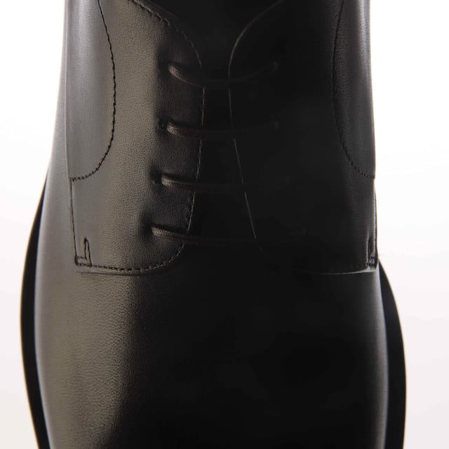 Men's Boss Derrek Derby Shoes in Brown Mens Boss Derrek Derby Shoes in brown.- Leather upper.- Lace up fastening.- Panelled.- Almond toe.- Stacked wooden sole.- Ref: 50492642202