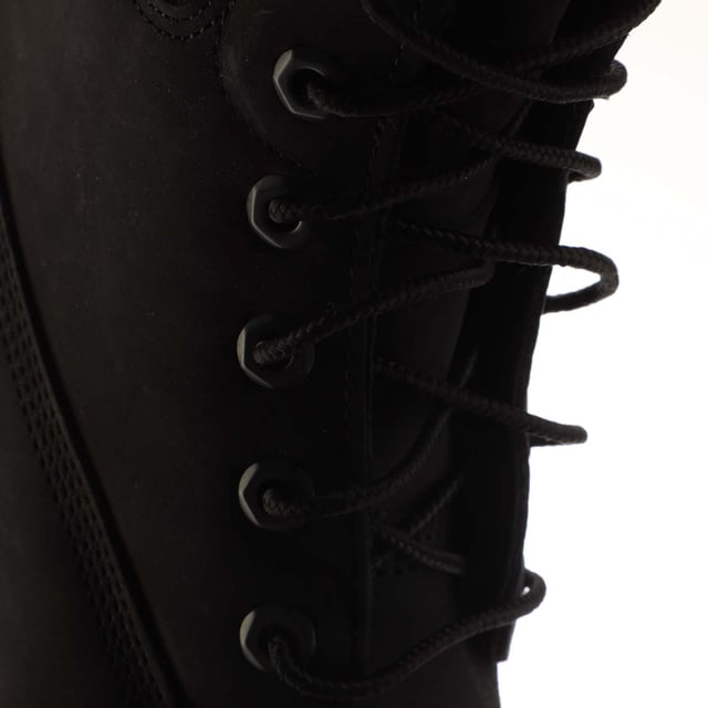 Womens Timberland Kinsley 6 Inch Lace-Up Waterproof Boots in black.- Upper made with waterproof Premium Timberland® Leather.- Lace-up style.- Padded collar.- OrthoLite® Impressions memory foam footbed.- Seam-sealed construction.- Compression-moulded EVA midsole.- ReBOTL™ fabric lining containing 50% recycled PET plastic.- Rubber lug outsole.- Ref: A25C40011